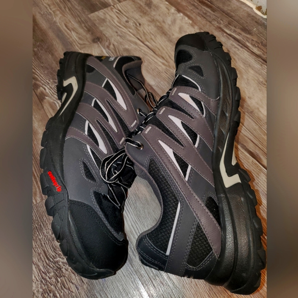 Salomon ortholite men's shoe  size 11.5